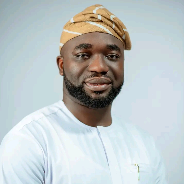 AKURE YOUTH MEDIA CONGRATULATES TAYO OLUYI (ALARIWO) ON REAPPOINTMENT